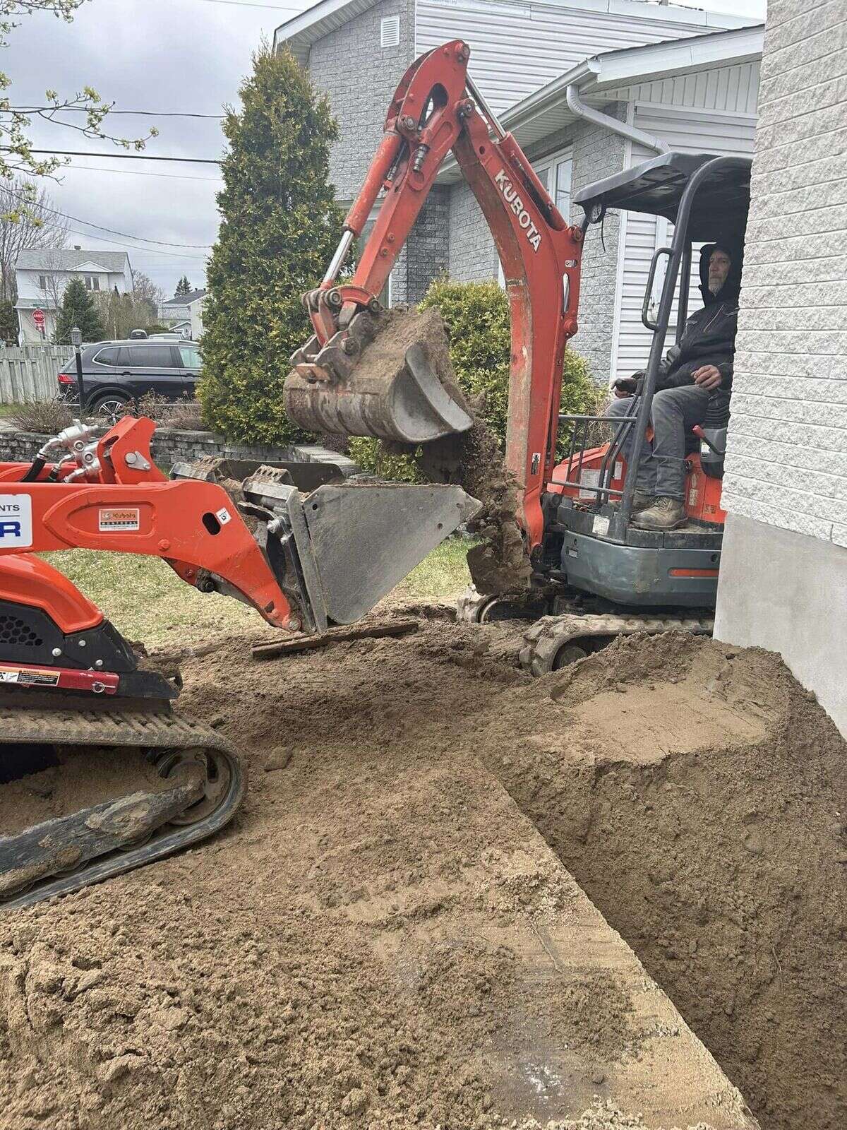 Mini excavation